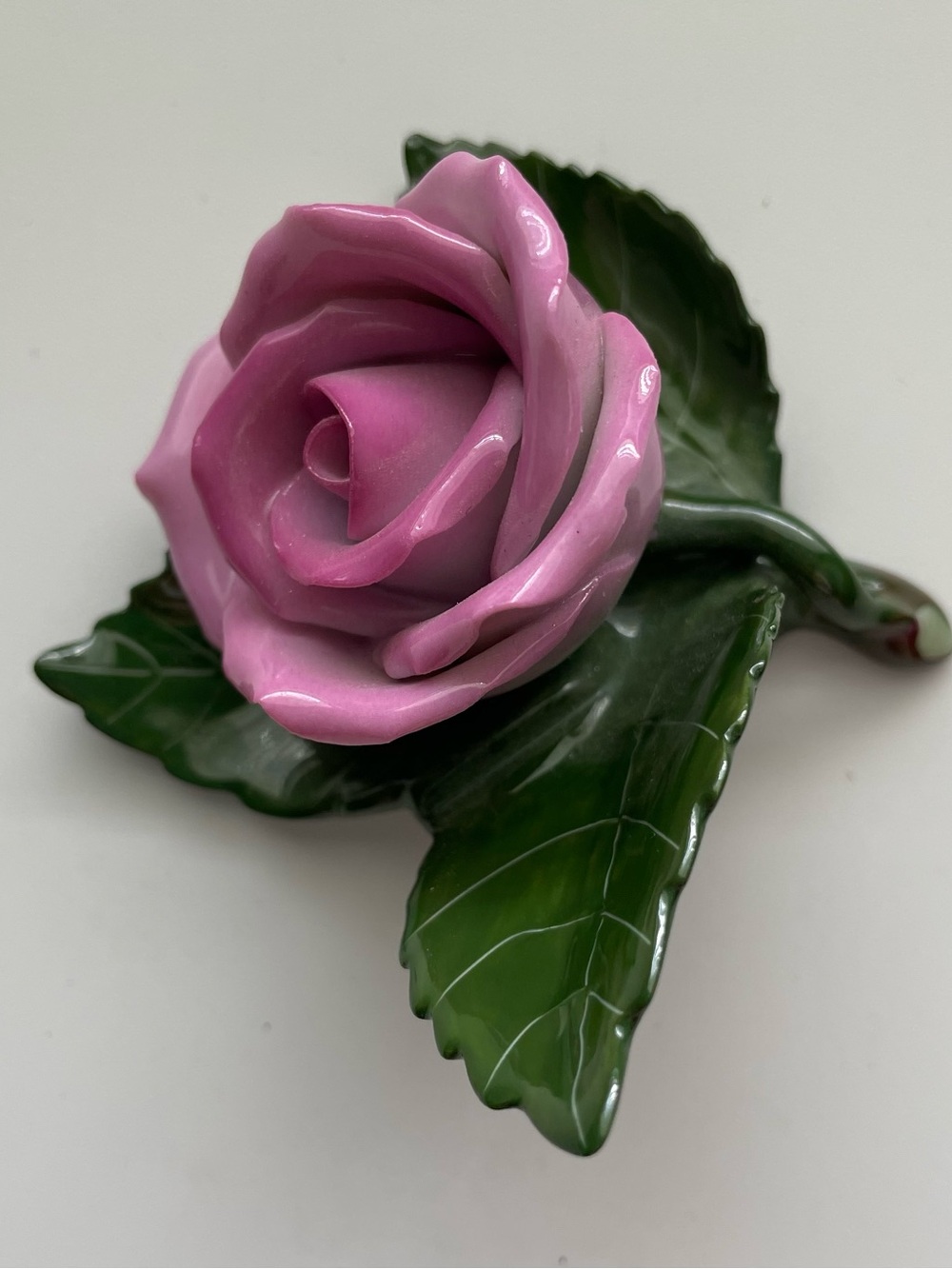 HEREND ROSE ON LEAF FIGURINE